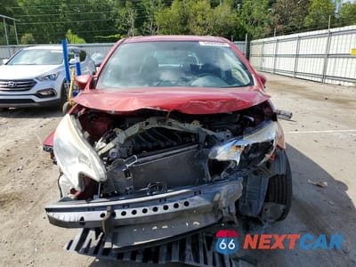 Piąte zdjęcie samochodu w środku: 2015 NISSAN VERSA NOTE SV VIN:3N1CE2CP0FL383620 - miniatura