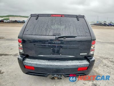 Zdjęcie 6 z 12 samochodu: 2006 JEEP GRAND CHEROKEE SRT-8 VIN:1J8HR78396C217885 - miniatura
