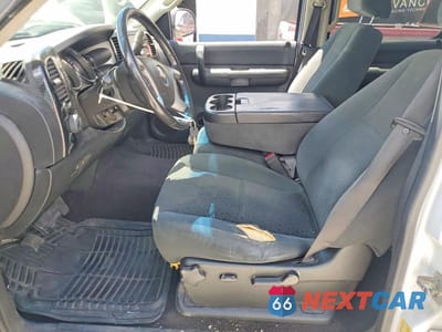 Zdjęcie 7 z 12 samochodu: 2008 CHEVROLET SILVERADO K1500 VIN:2GCEK133681305742 - miniatura