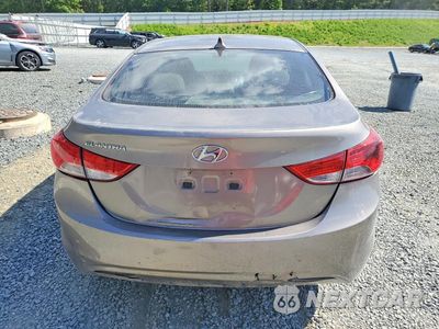 Zdjęcie 6 z 13 samochodu: 2012 HYUNDAI ELANTRA GLS VIN:5NPDH4AEXCH066266 - miniatura