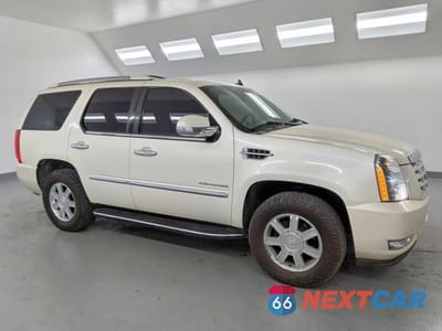 Czwarte zdjęcie samochodu z boku: 2013 CADILLAC ESCALADE VIN:1GYS3AEF9DR331318 - miniatura