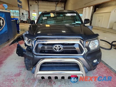Piąte zdjęcie samochodu w środku: 2012 TOYOTA TACOMA DOUBLE CAB VIN:3TMLU4EN8CM092070 - miniatura