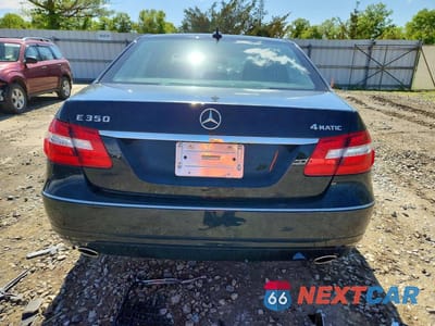 Zdjęcie 6 z 12 samochodu: 2013 MERCEDES-BENZ E 350 4MATIC VIN:WDDHF8JBXDA747207 - miniatura
