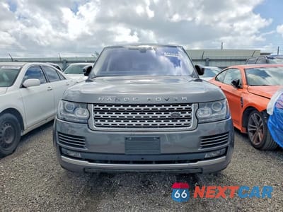 Piąte zdjęcie samochodu w środku: 2017 LAND ROVER RANGE ROVER HSE VIN:SALGS2FV8HA325405 - miniatura