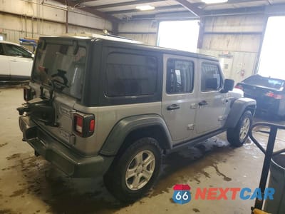 Trzecie zdjęcie samochodu z tyłu: 2020 JEEP WRANGLER UNLIMITED SPORT VIN:1C4HJXDNXLW257327 - miniatura