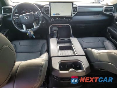 Zdjęcie 8 z 12 samochodu: 2022 TOYOTA TUNDRA SR5 VIN:5TFLA5DB2NX053946 - miniatura