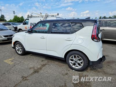 Drugie zdjęcie samochodu z przodu: 2024 KIA SOUL S VIN:KNDJ23AU8R7233436 - miniatura
