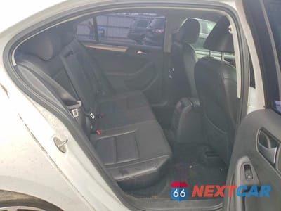 Zdjęcie 10 z 12 samochodu: 2017 VOLKSWAGEN JETTA SE VIN:3VWDB7AJ1HM415801 - miniatura