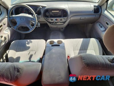 Zdjęcie 8 z 12 samochodu: 2002 TOYOTA TUNDRA SR5 V8 VIN:5TBBT44122S263867 - miniatura