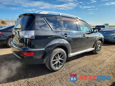 Trzecie zdjęcie samochodu z tyłu: 2010 MITSUBISHI OUTLANDER GT VIN:JA4JT5AXXAZ605834 - miniatura