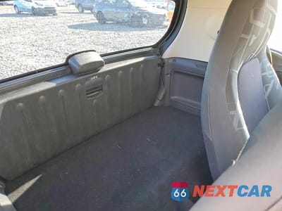 Zdjęcie 10 z 12 samochodu: 2009 SMART FORTWO PURE VIN:WMEEJ31X09K331860 - miniatura