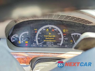 Zdjęcie 9 z 12 samochodu: 2013 MERCEDES-BENZ S 550 VIN:WDDNG7DB8DA502525 - miniatura