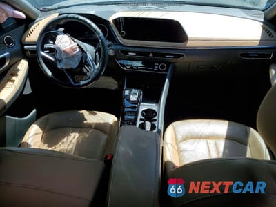 Zdjęcie 8 z 12 samochodu: 2021 HYUNDAI SONATA LIMITED VIN:5NPEH4J28MH087628 - miniatura