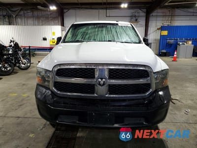 Piąte zdjęcie samochodu w środku: 2014 RAM 1500 ST VIN:3C6JR6DT7EG333579 - miniatura