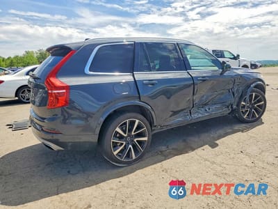 Trzecie zdjęcie samochodu z tyłu: 2021 VOLVO XC90 T6 MOMENTUM VIN:YV4A22PK2M1676612 - miniatura