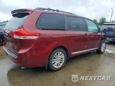 Trzecie zdjęcie samochodu z tyłu: 2014 TOYOTA SIENNA XLE 8-PASSENGER VIN:5TDYK3DC2ES501169 - miniatura