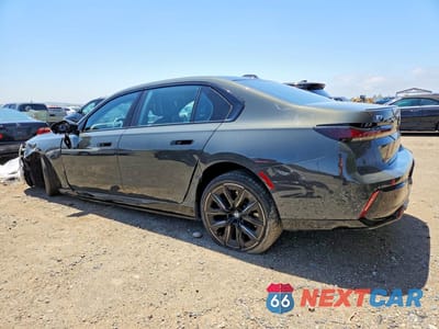 Drugie zdjęcie samochodu z przodu: 2024 BMW I7 XDRIVE60 VIN:WBY53EJ03RCS55650 - miniatura
