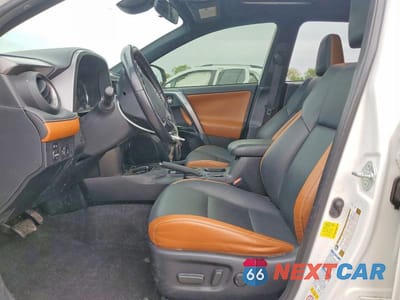 Zdjęcie 7 z 12 samochodu: 2017 TOYOTA RAV4 HV SE VIN:JTMJJREV6HD086607 - miniatura