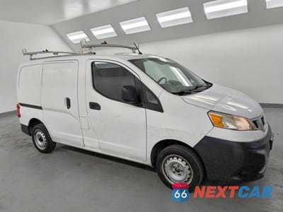 Czwarte zdjęcie samochodu z boku: 2014 NISSAN NV200 S VIN:3N6CM0KNXEK697751 - miniatura