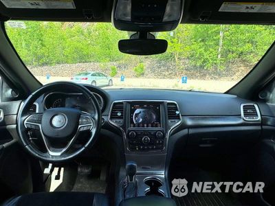 Zdjęcie 9 z 10 samochodu: 2018 JEEP GRAND CHEROKEE LAREDO VIN:1C4RJFAG0JC139919 - miniatura