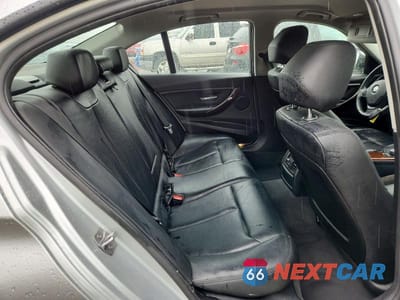 Zdjęcie 10 z 12 samochodu: 2016 BMW 320 XI VIN:WBA8A3C58GK690214 - miniatura