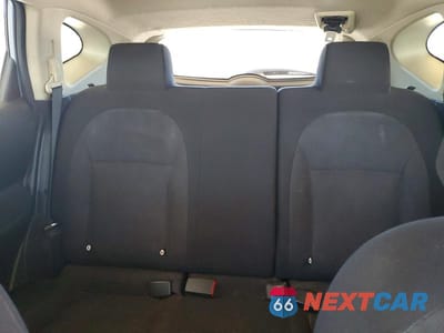 Zdjęcie 10 z 13 samochodu: 2013 NISSAN ROGUE S VIN:JN8AS5MT7DW031706 - miniatura