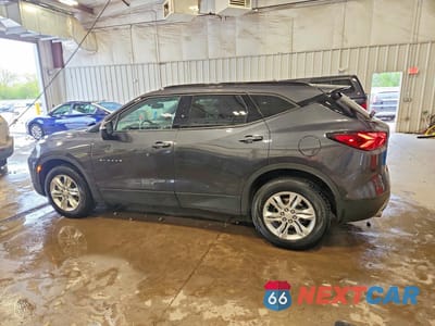 Drugie zdjęcie samochodu z przodu: 2022 CHEVROLET BLAZER 2LT VIN:3GNKBHR48NS226706 - miniatura