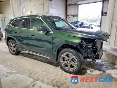 Czwarte zdjęcie samochodu z boku: 2025 BMW X1 XDRIVE28I VIN:WBX73EF06S5236381 - miniatura