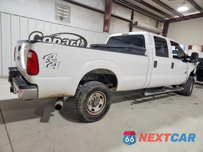 Trzecie zdjęcie samochodu z tyłu: 2015 FORD F350 SUPER DUTY VIN:1FT7W3BT8FEB32294 - miniatura