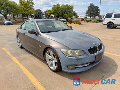 2011 BMW 328I WBAKE3C50BE557920 - główne zdjęcie licytacji z USA - miniatura