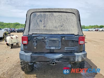 Zdjęcie 6 z 13 samochodu: 2016 JEEP WRANGLER UNLIMITED SPORT VIN:1C4BJWDGXGL204748 - miniatura