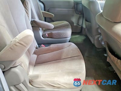 Zdjęcie 11 z 13 samochodu: 2011 KIA SEDONA LX VIN:KNDMG4C76B6380197 - miniatura