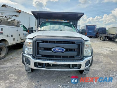 Piąte zdjęcie samochodu w środku: 2016 FORD F550 SUPER DUTY VIN:1FDUF5HYXGEA17193 - miniatura