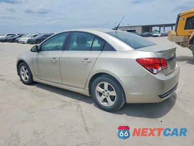 Drugie zdjęcie samochodu z przodu: 2014 CHEVROLET CRUZE LT VIN:1G1PC5SB9E7257506 - miniatura