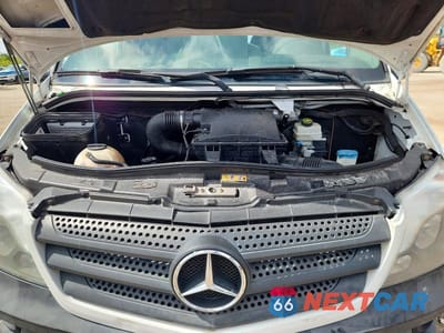 Zdjęcie 12 z 13 samochodu: 2017 MERCEDES-BENZ SPRINTER 2500 VIN:WD3PE8CD7HP559099 - miniatura