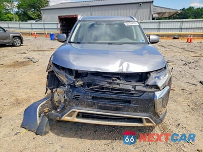 Piąte zdjęcie samochodu w środku: 2020 MITSUBISHI OUTLANDER SE VIN:JA4AZ3A39LZ030628 - miniatura