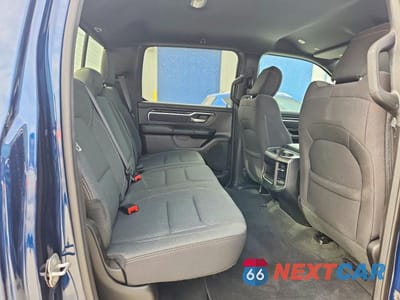 Zdjęcie 10 z 13 samochodu: 2024 RAM 1500 BIG HORN VIN:1C6RREFTXRN113019 - miniatura