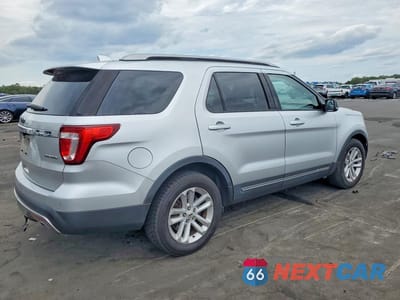 Trzecie zdjęcie samochodu z tyłu: 2016 FORD EXPLORER XLT VIN:1FM5K7D87GGB35000 - miniatura