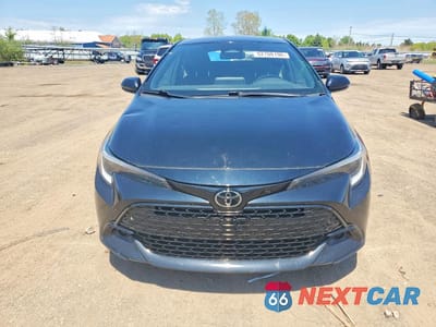 Piąte zdjęcie samochodu w środku: 2024 TOYOTA COROLLA HATCHBACK SE VIN:JTND4MBE3R3214607 - miniatura