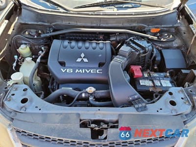 Zdjęcie 12 z 13 samochodu: 2007 MITSUBISHI OUTLANDER ES VIN:JA4MS31X67Z601034 - miniatura