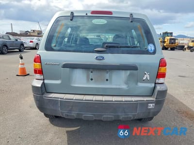 Zdjęcie 6 z 13 samochodu: 2005 FORD ESCAPE XLS VIN:1FMYU02Z85KA45715 - miniatura