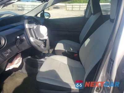 Zdjęcie 7 z 12 samochodu: 2016 TOYOTA PRIUS C ONE VIN:JTDKDTB30G1119466 - miniatura