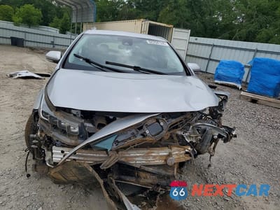 Piąte zdjęcie samochodu w środku: 2019 TOYOTA PRIUS PRIME PREMIUM VIN:JTDKARFP0K3116301 - miniatura