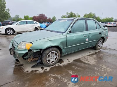 2005 HYUNDAI ACCENT GL KMHCG45C35U585400 - główne zdjęcie licytacji z USA - miniatura