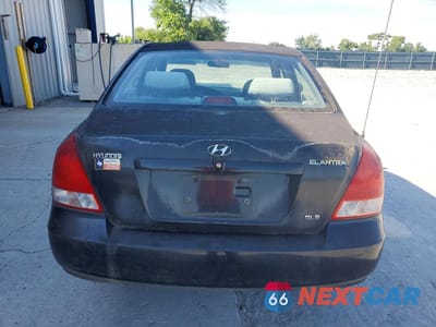 Zdjęcie 6 z 12 samochodu: 2002 HYUNDAI ELANTRA GLS VIN:KMHDN45D32U301746 - miniatura