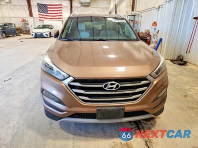 Piąte zdjęcie samochodu w środku: 2017 HYUNDAI TUCSON ECO VIN:KM8J33A29HU367556 - miniatura