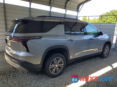 Trzecie zdjęcie samochodu z tyłu: 2024 CHEVROLET TRAVERSE LT VIN:1GNERGKS6RJ176858 - miniatura