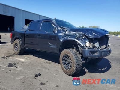 Czwarte zdjęcie samochodu z boku: 2019 FORD F150 SUPERCREW VIN:1FTEW1C5XKFB25184 - miniatura