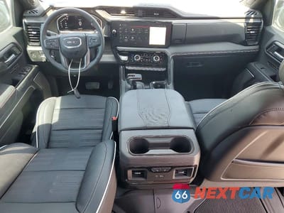 Zdjęcie 8 z 13 samochodu: 2026 GMC SIERRA K1500 AT4X VIN:3GTUUFE86TG165333 - miniatura
