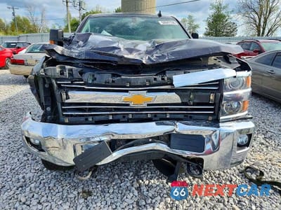 Piąte zdjęcie samochodu w środku: 2015 CHEVROLET SILVERADO K2500 HEAVY DUTY LT VIN:1GC1KVE84FF587254 - miniatura